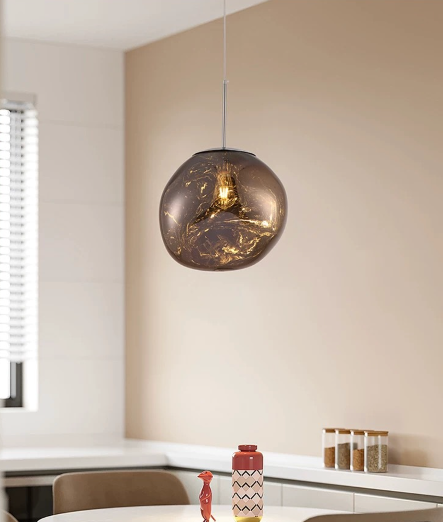 Volcaniqué – Lava-Inspired Chandelier